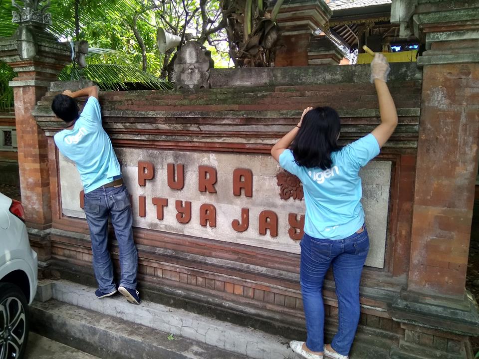 Peace!_Project_Hindu_Temple_Cleanup1